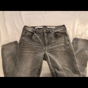 PILCRO Anthropologie grey high-rise skinny jean 31